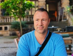 Portrait Simon Hallermann Outdoor © Simon Hallermann